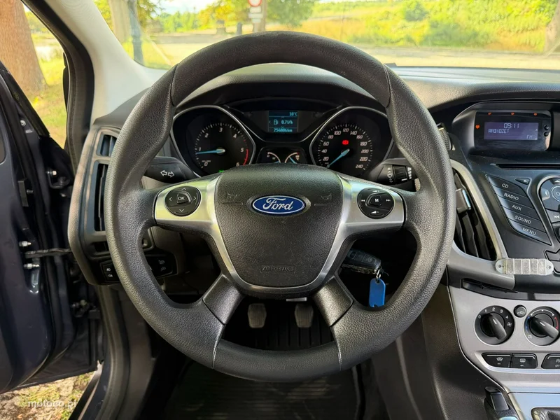 Ford Focus III 24