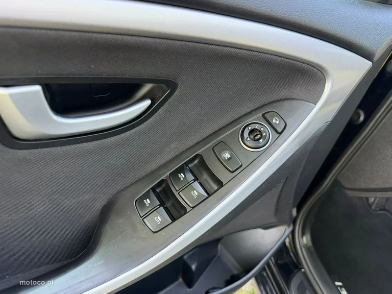 Hyundai i30 27