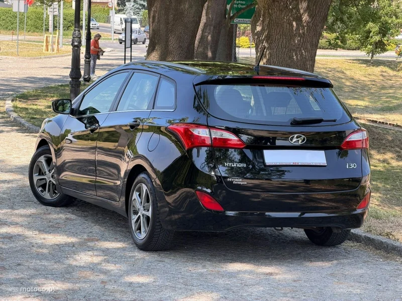 Hyundai i30 4