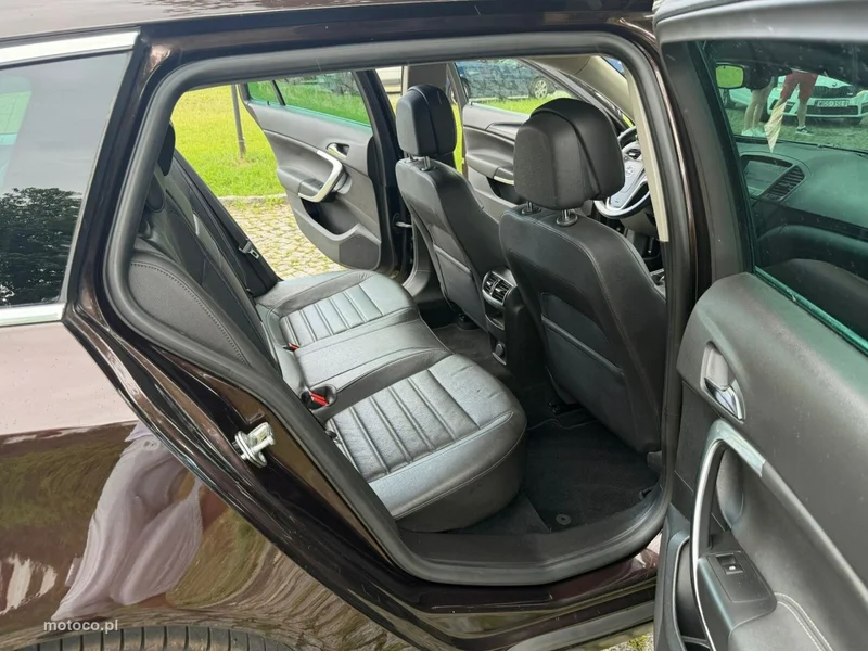 Opel Insignia A 23