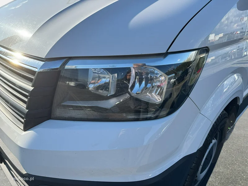 Volkswagen Crafter 9