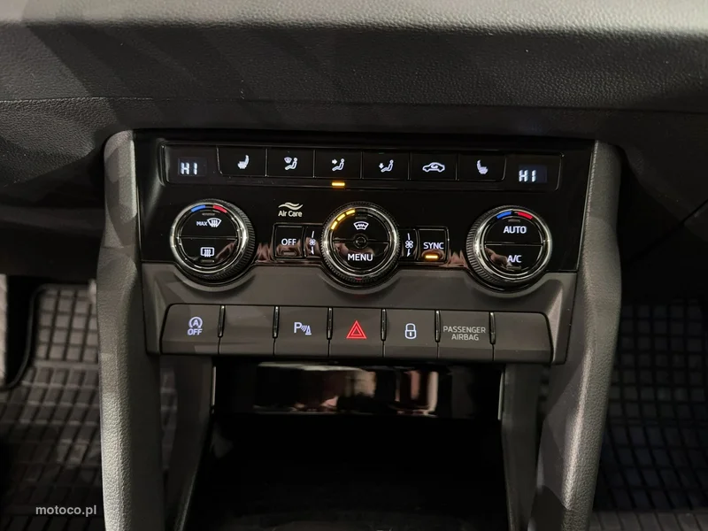 Skoda Karoq I 27