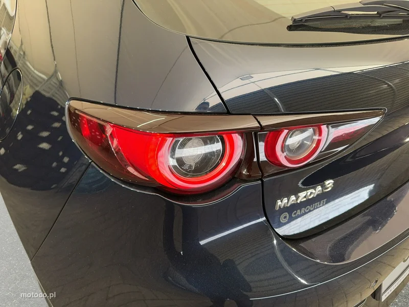 Mazda 3 11