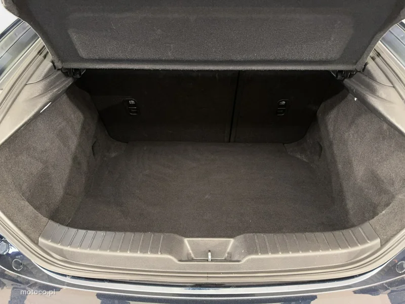 Mazda 3 14