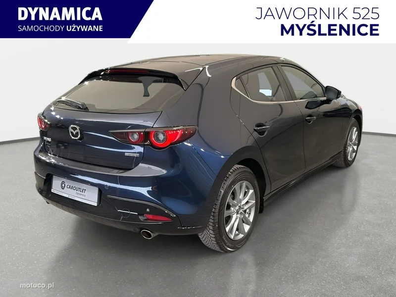 Mazda 3 8