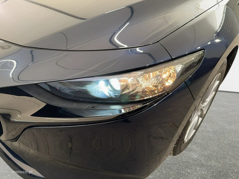 Mazda 3 9