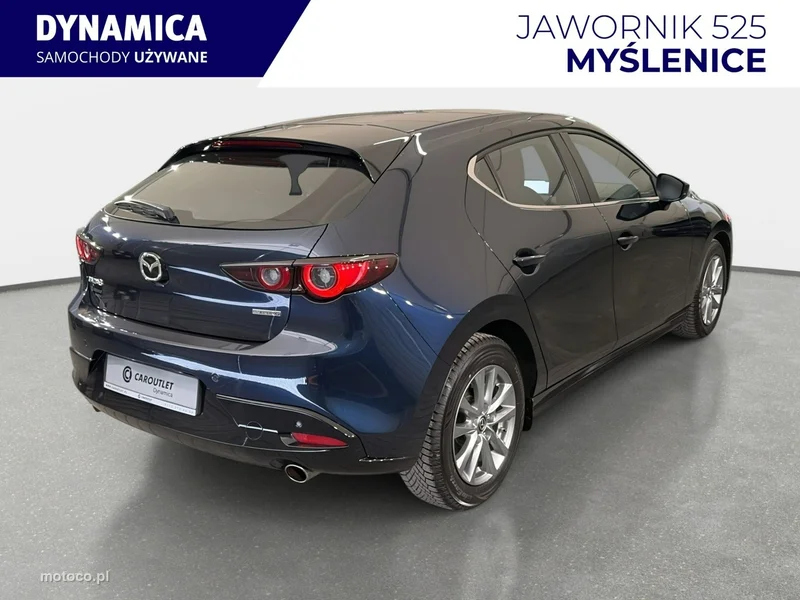 Mazda 3 8