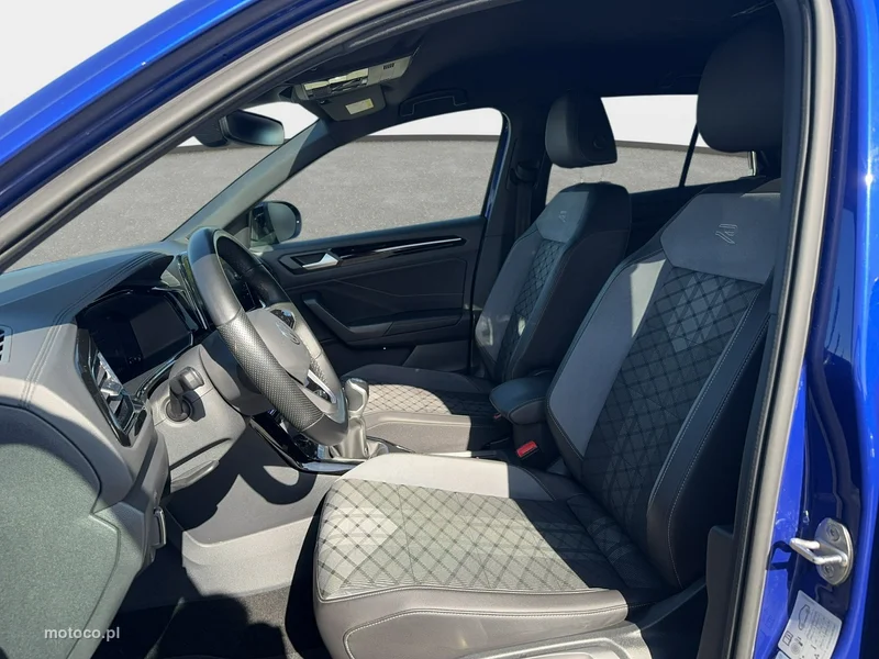 Volkswagen T-Roc A1 12