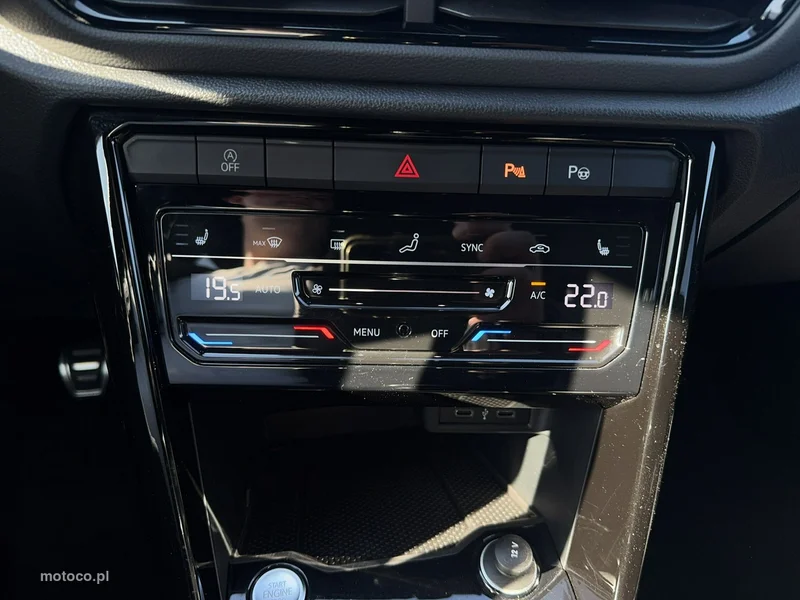 Volkswagen T-Roc A1 22