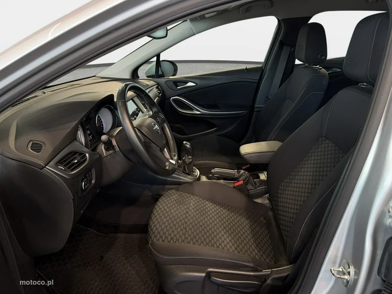 Opel Astra K 12