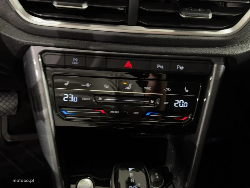 Volkswagen T-Roc A1 27