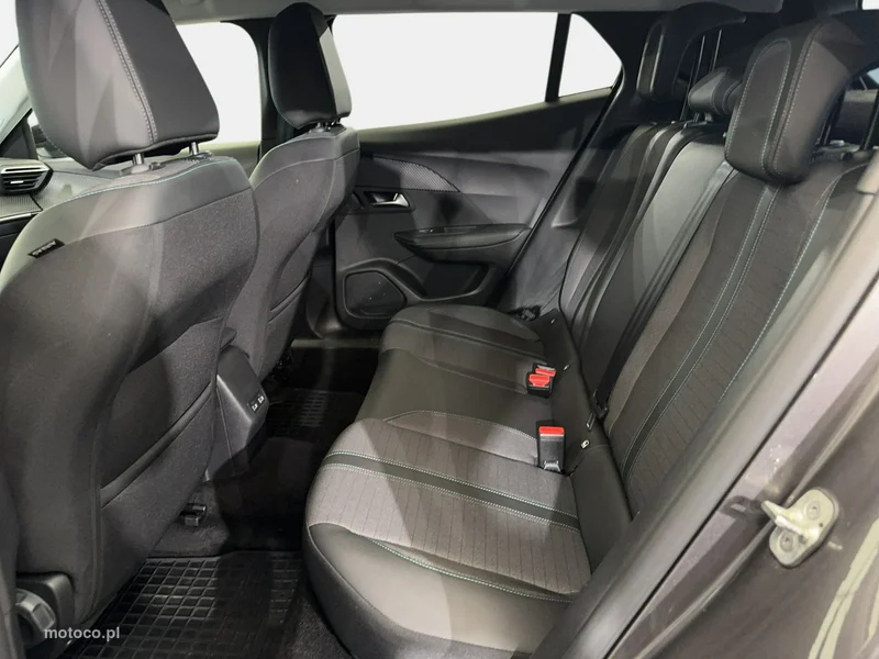 Peugeot 2008 13