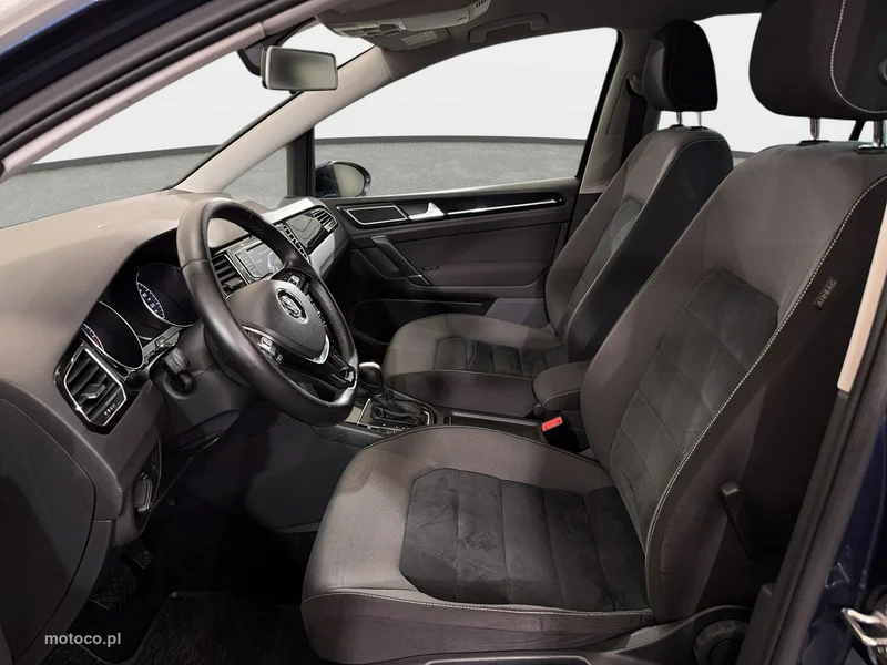 Volkswagen Golf Sportsvan VII 11