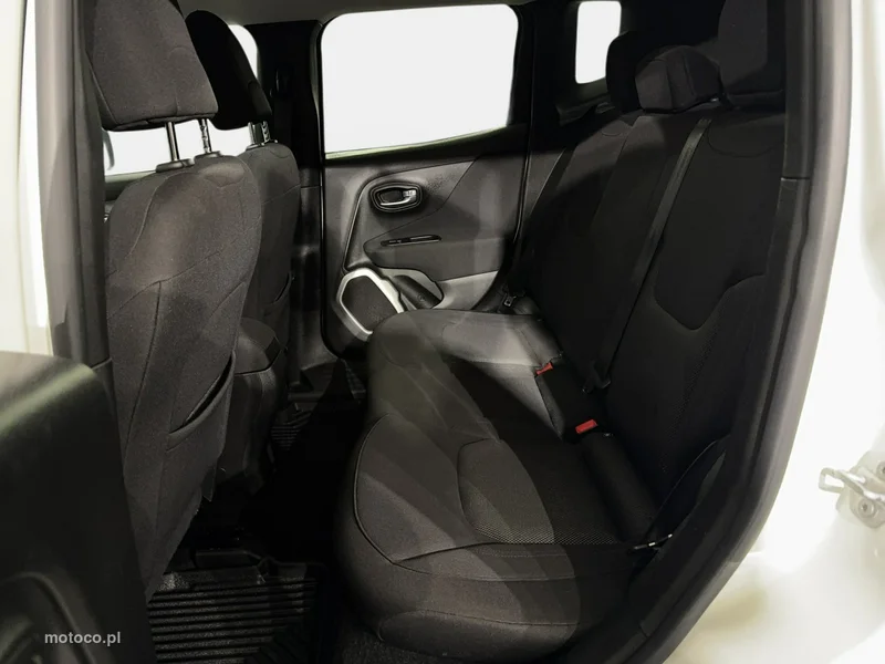 Jeep Renegade 11