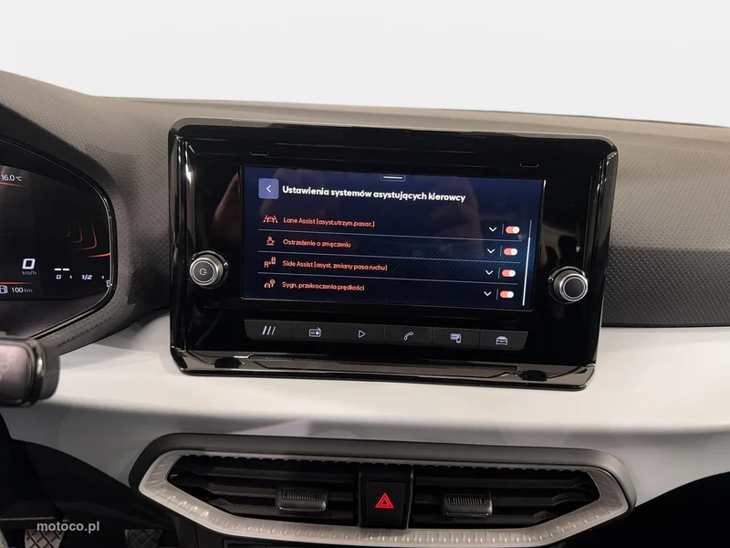 Seat Arona 22