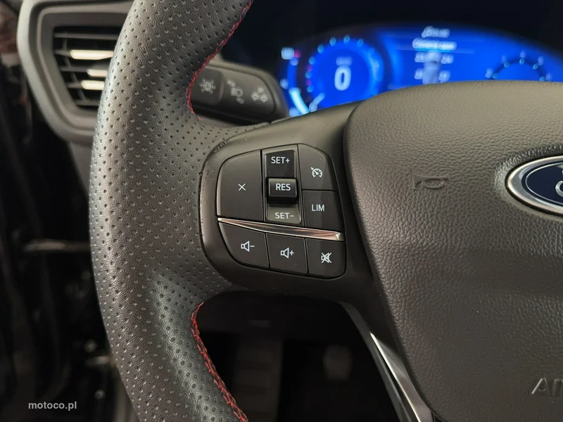 Ford Kuga III 18