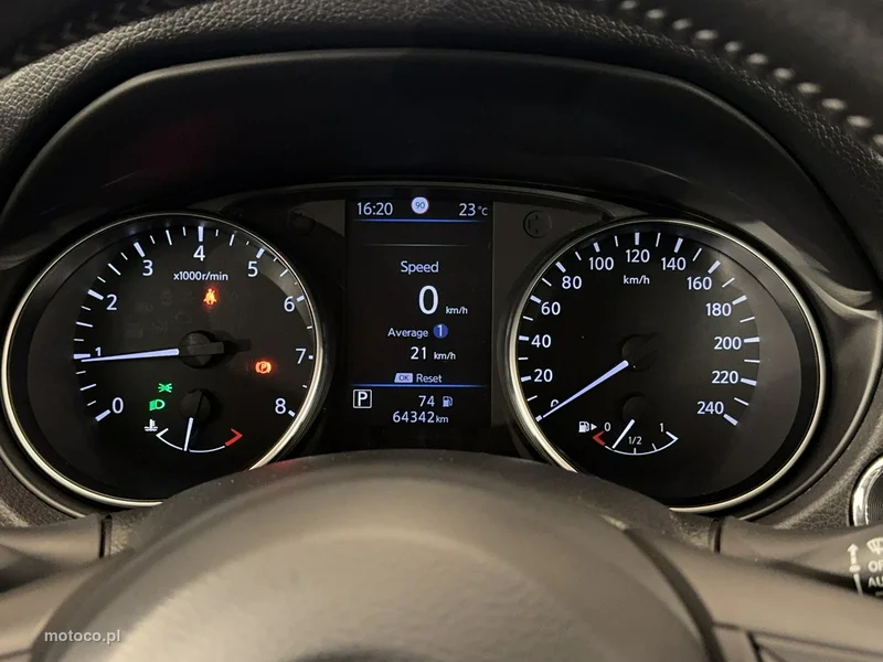 Nissan Qashqai 22