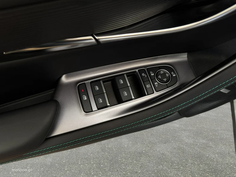 BYD SEAL U 17