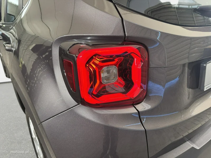 Jeep Renegade 11
