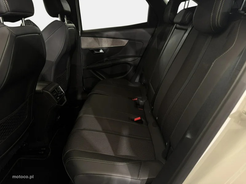 Peugeot 3008 13