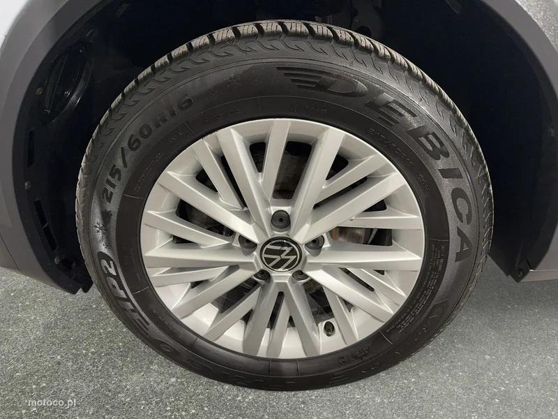 Volkswagen T-Roc A1 10