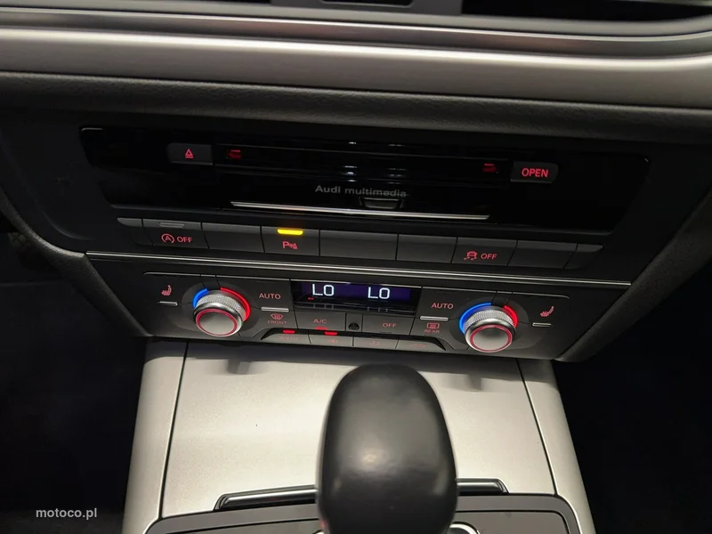 Audi A6 C7 28