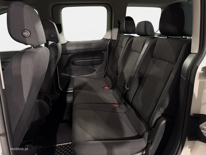 Volkswagen Caddy V 12