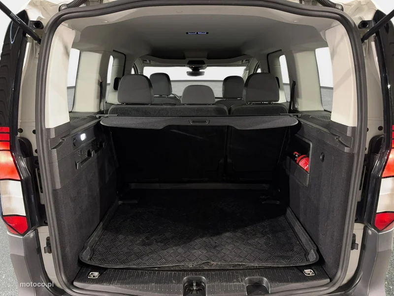 Volkswagen Caddy V 13