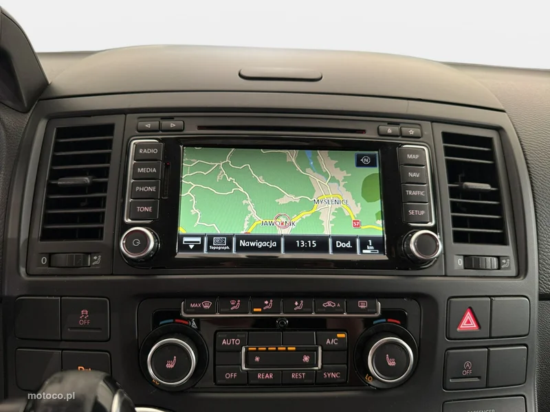 Volkswagen Multivan 27
