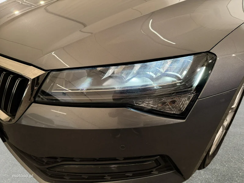 Skoda Superb III 9