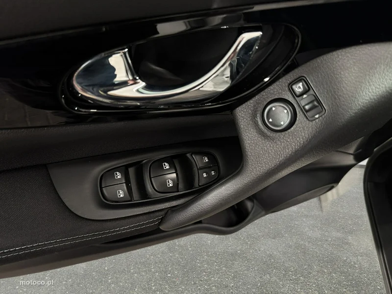 Nissan Qashqai 22