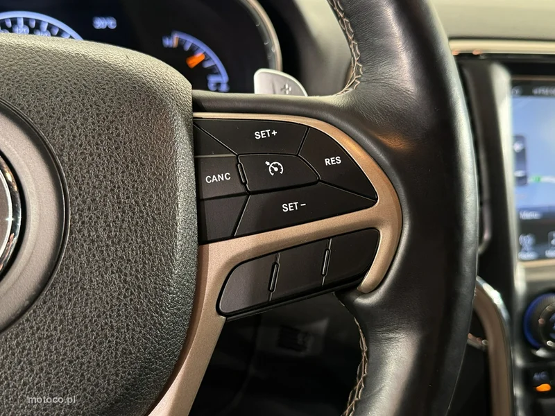 Jeep Grand Cherokee 16