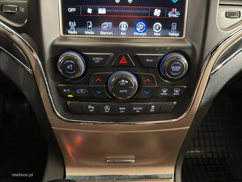 Jeep Grand Cherokee 21