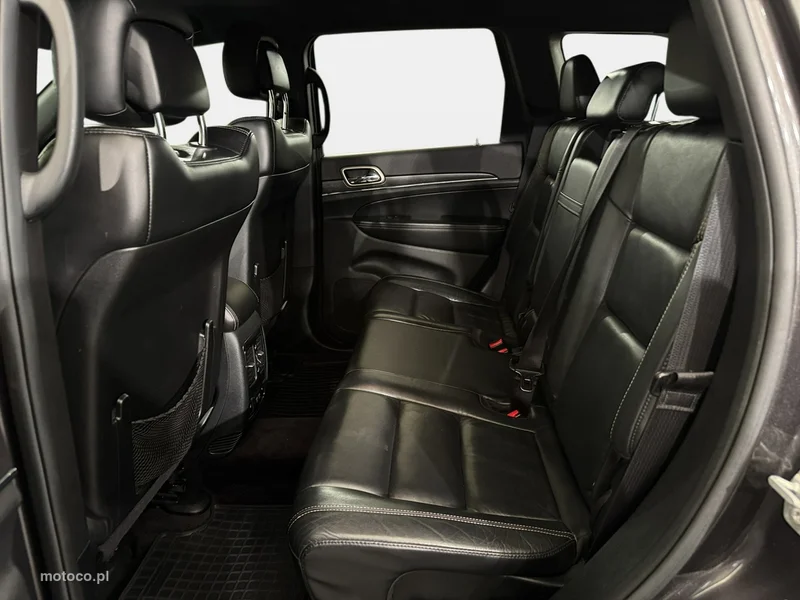 Jeep Grand Cherokee 24