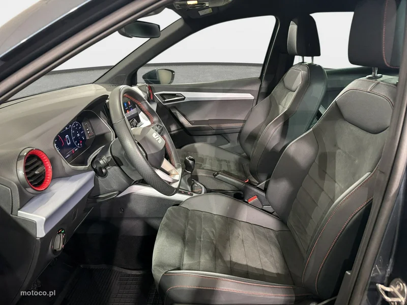 Seat Arona 22