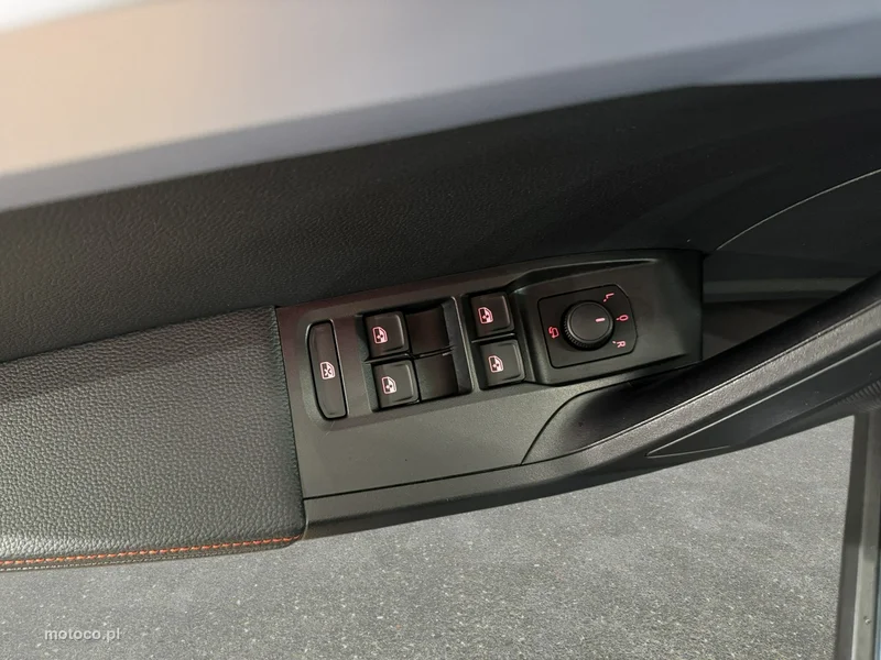 Seat Arona 24