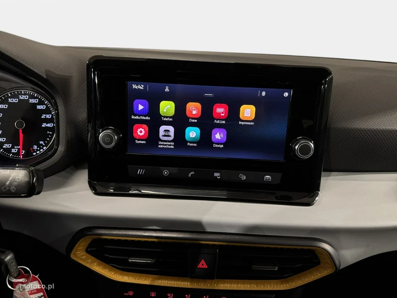 Seat Arona 13