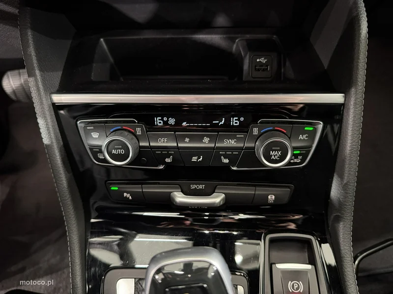 BMW Seria 2 G42 218 21