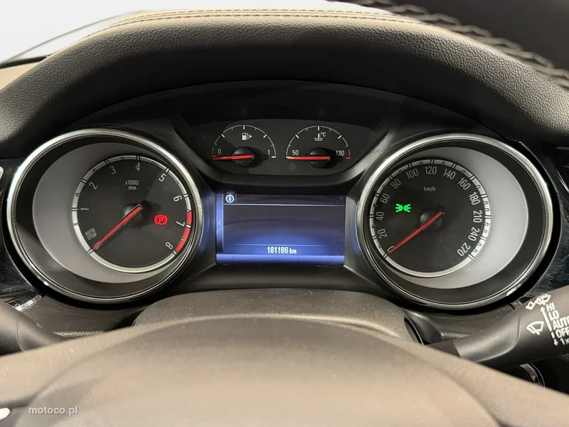 Opel Insignia Sports Tourer 14