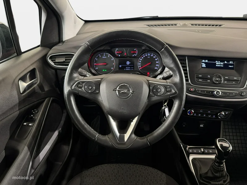 Opel Crossland I 12