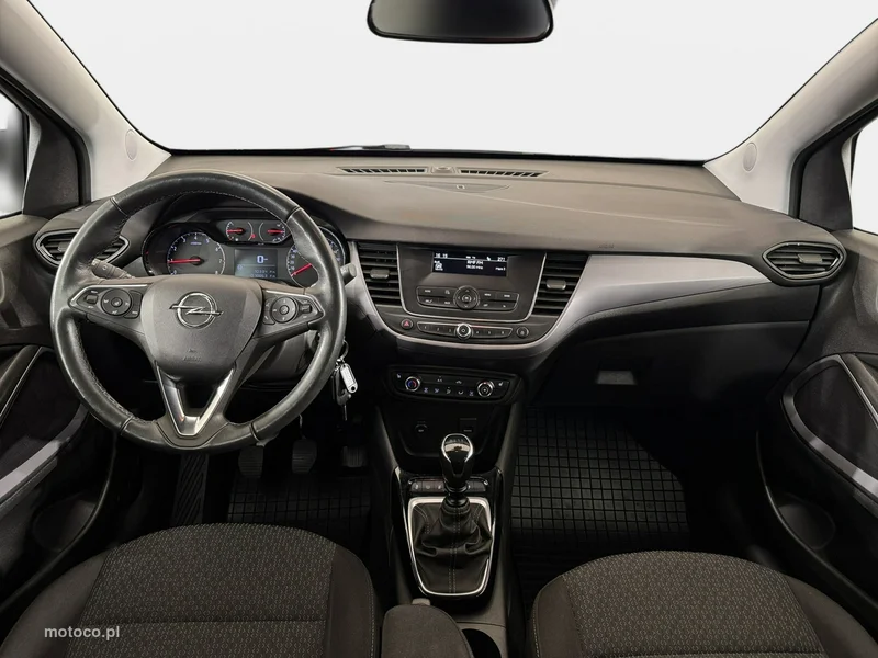 Opel Crossland I 13