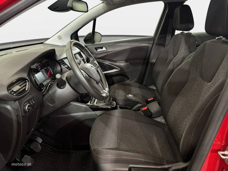 Opel Crossland I 21