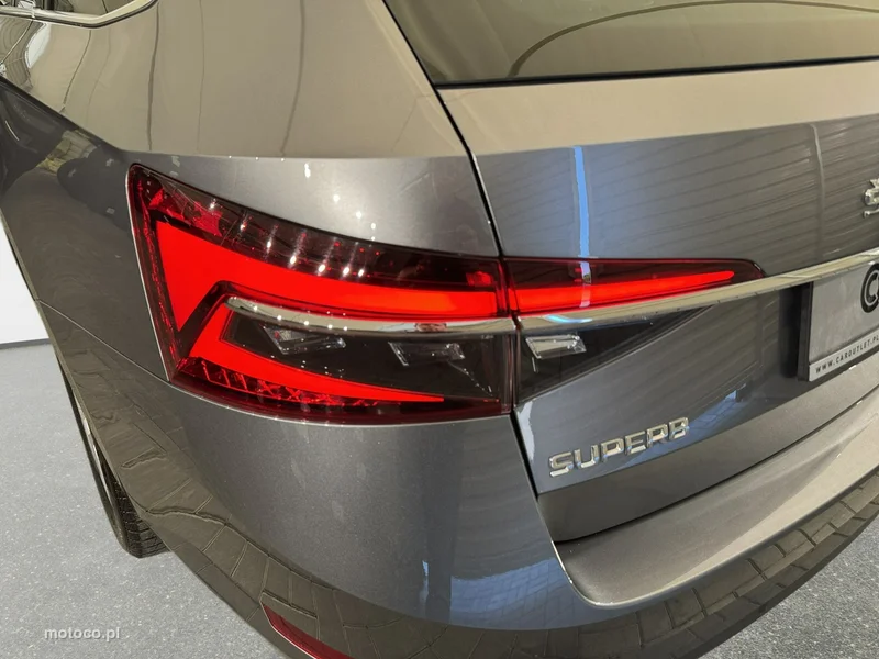 Skoda Superb III 11