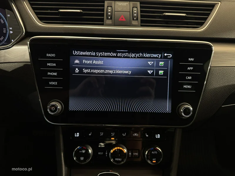 Skoda Superb III 22