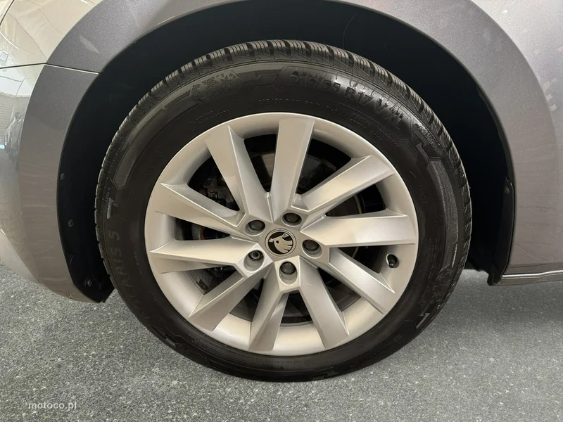 Skoda Superb III 10