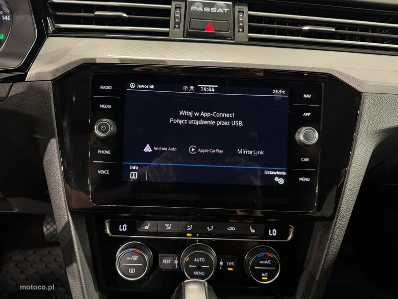 Volkswagen Passat Variant B8 18
