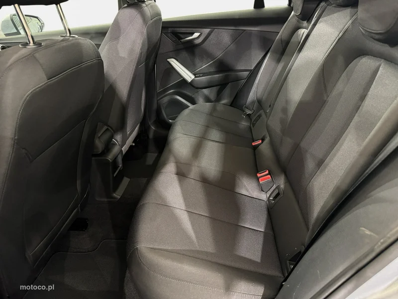 Audi Q2 13