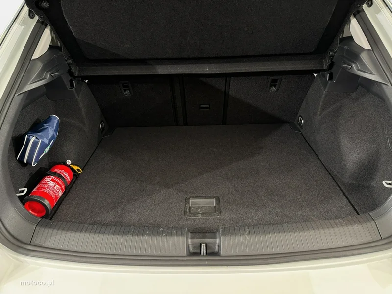 Volkswagen T-Roc A1 14