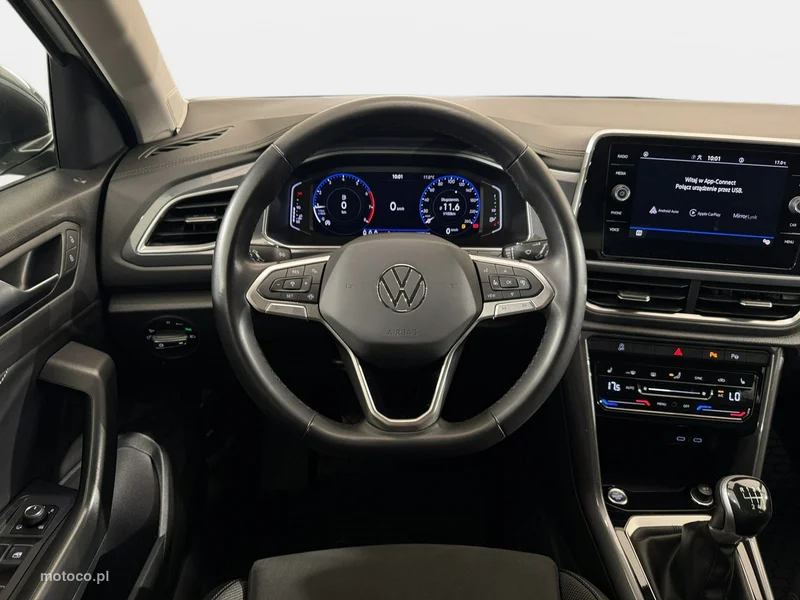 Volkswagen T-Roc A1 16