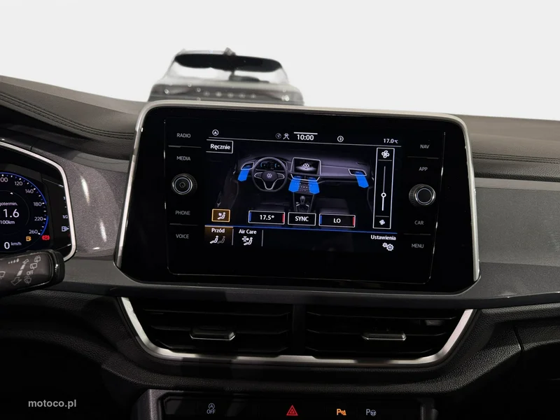 Volkswagen T-Roc A1 18